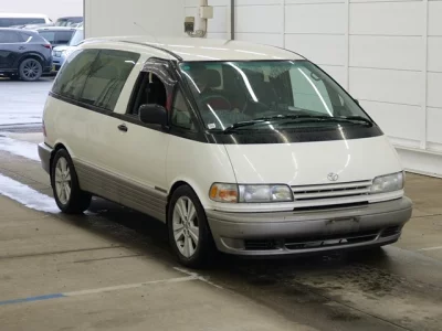 Toyota ESTIMA  с аукциона в Японии