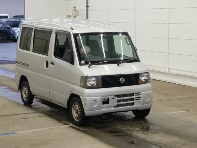 Nissan NV100 CLIPPER