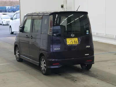 Nissan ROOX  с аукциона в Японии