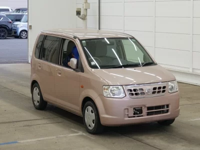 Nissan OTTI  с аукциона в Японии