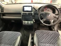 Honda CR-V лот № 2432 оценка 3  с аукциона в Японии 4