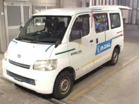 Toyota LITE ACE VAN лот № 8389 оценка 3  с аукциона в Японии 3