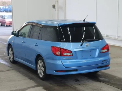 Nissan WINGROAD  с аукциона в Японии