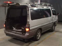 Toyota HIACE лот № 8471 оценка 3  с аукциона в Японии 4