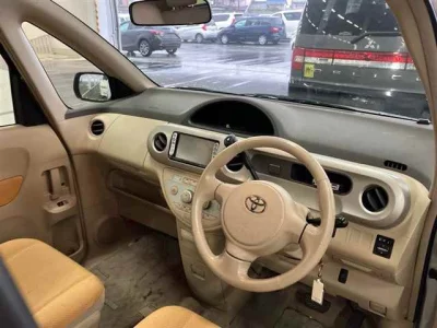 Toyota PORTE  с аукциона в Японии