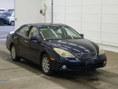 Toyota WINDOM  с аукциона в Японии