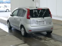 Nissan NOTE лот № 2890 оценка 3.5  с аукциона в Японии 1