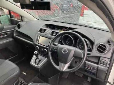 Nissan LAFESTA