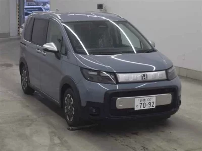 Honda FREED  с аукциона в Японии