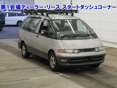 Toyota ESTIMA  с аукциона в Японии