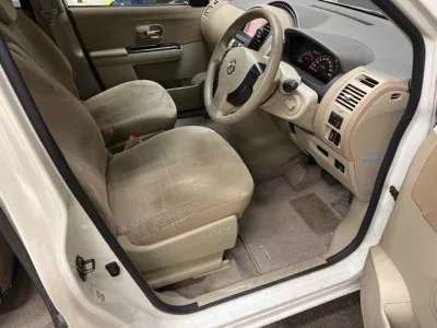 Nissan LAFESTA  с аукциона в Японии