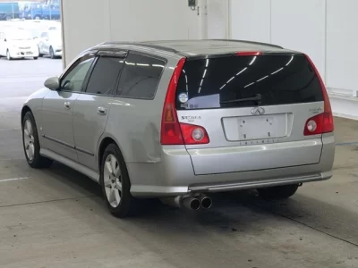 Nissan STAGEA  с аукциона в Японии