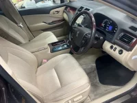 Toyota CROWN лот № 3212 оценка 3  с аукциона в Японии 3