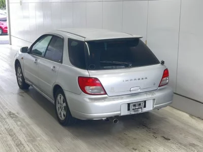 Subaru IMPREZA  с аукциона в Японии
