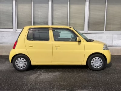 Daihatsu Esse