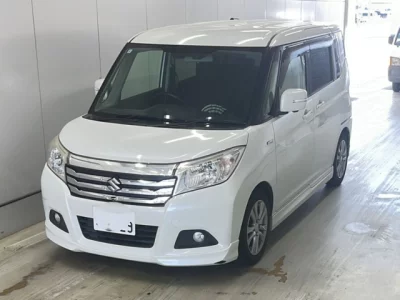 Suzuki Solio