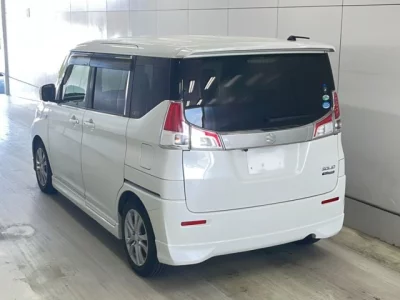 Suzuki Solio