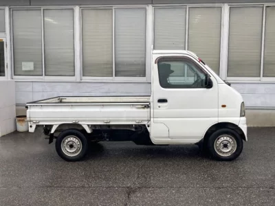 Mazda Scrum Truck