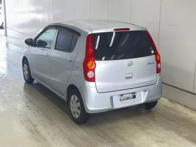 Daihatsu MIRA  с аукциона в Японии
