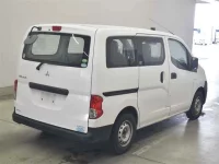Mitsubishi DELICA лот № 80020 оценка 3.5  с аукциона в Японии 4
