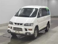 Mitsubishi DELICA лот № 80182 оценка 3.5  с аукциона в Японии 3