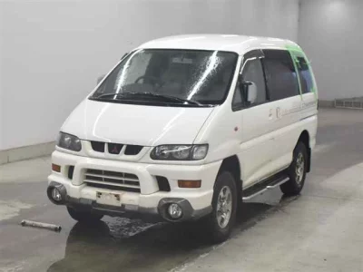 Mitsubishi DELICA