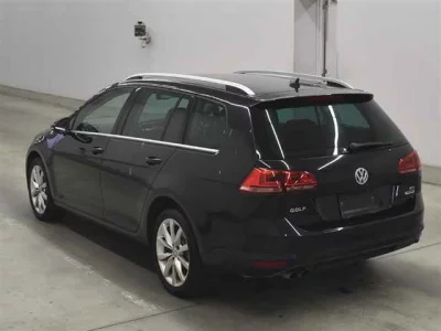 Volkswagen GOLF VARIANT  с аукциона в Японии