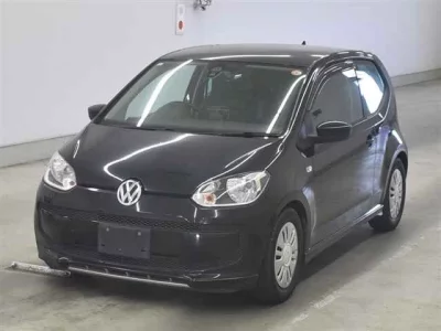 Volkswagen UP  с аукциона в Японии