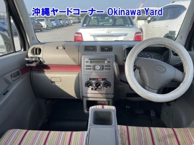Daihatsu MOVE CONTE