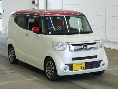 Honda N-Box Slash