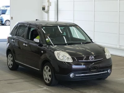 Mazda Verisa
