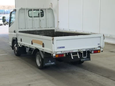 Mitsubishi Fuso Canter