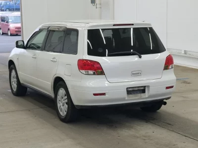Mitsubishi AIRTREK  с аукциона в Японии