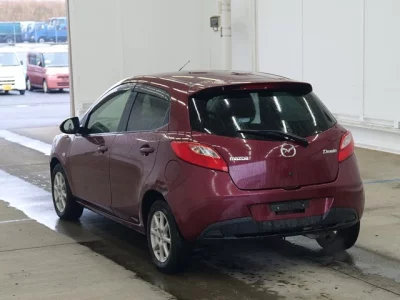 Mazda DEMIO