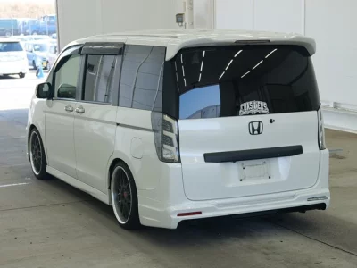 Honda STEP WAGON