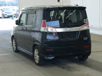 Suzuki Solio