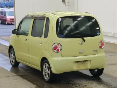 Daihatsu MOVE LATTE