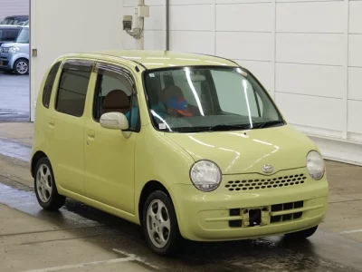Daihatsu MOVE LATTE