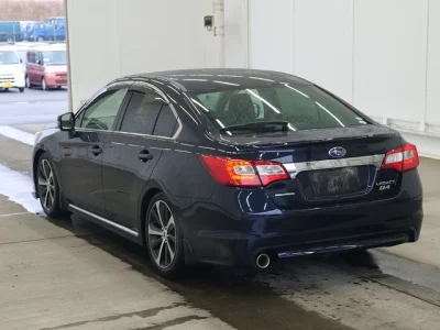 Subaru LEGACY B4  с аукциона в Японии
