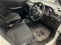 Suzuki SWIFT лот № 3063 оценка 3  с аукциона в Японии 3
