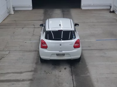 Suzuki SWIFT  с аукциона в Японии