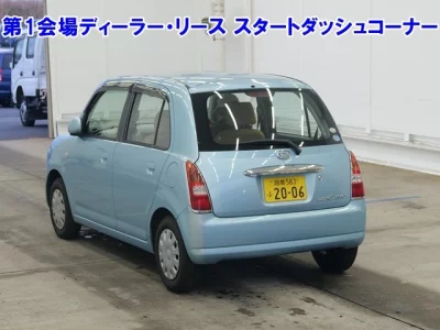 Daihatsu MIRA  с аукциона в Японии