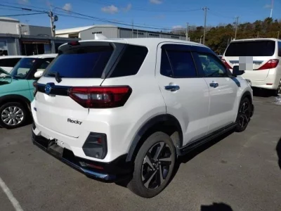 Daihatsu ROCKY