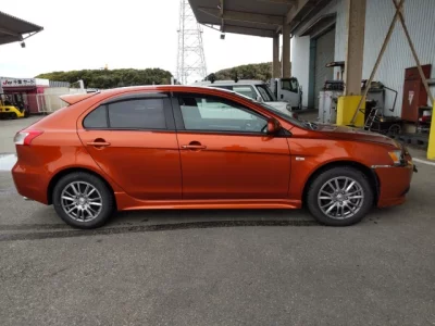 Mitsubishi GALANT FORTIS
