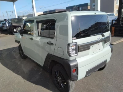 Daihatsu TAFT