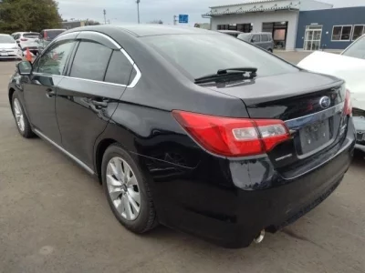 Subaru LEGACY B4