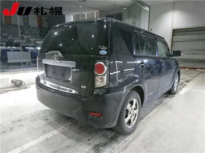 Toyota COROLLA RUMION