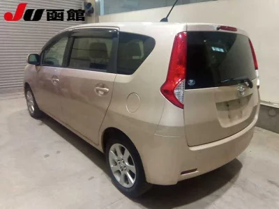 Toyota PASSO SETTE