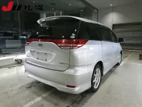 Toyota ESTIMA лот № 9 оценка 3  с аукциона в Японии 1