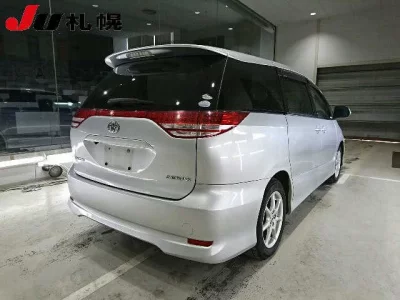 Toyota ESTIMA  с аукциона в Японии